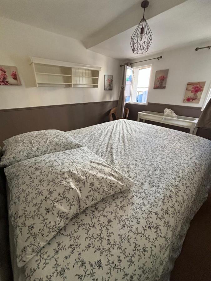 Agapee Apartment เอ็ก-ซอง-โพรวองซ์ ภายนอก รูปภาพ
